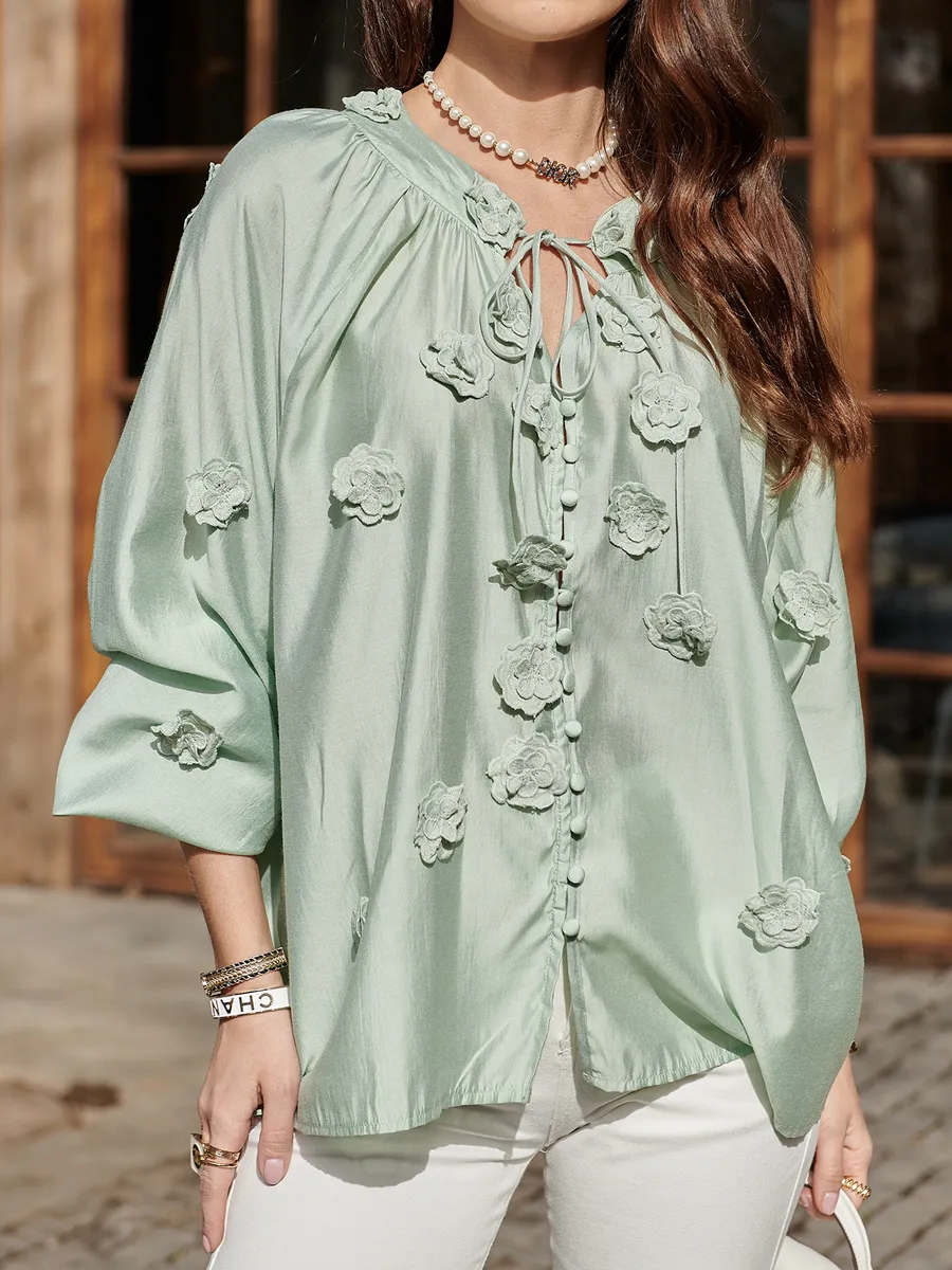 Оливковая блузка нарядная летняя