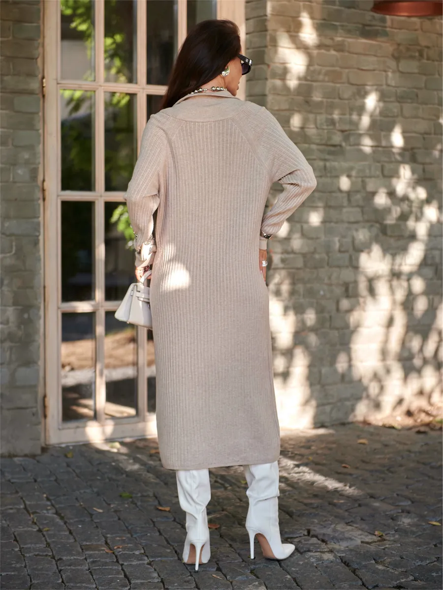 Бежевое платье осеннее теплое лапша