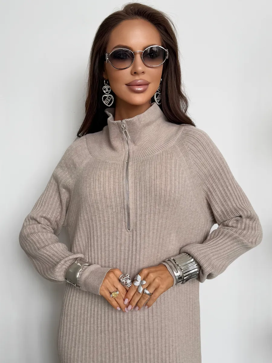 Бежевое платье осеннее теплое лапша