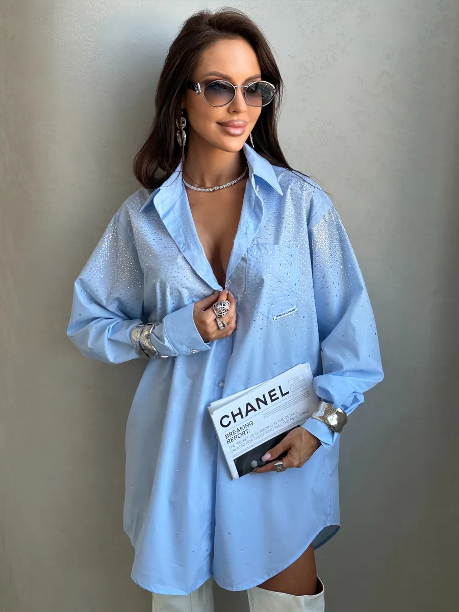 Голубая нарядная рубашка оверсайз