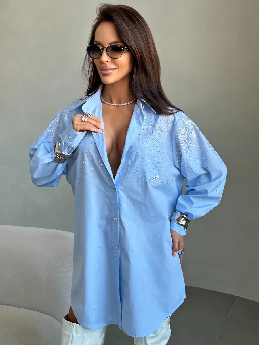 Голубая нарядная рубашка оверсайз