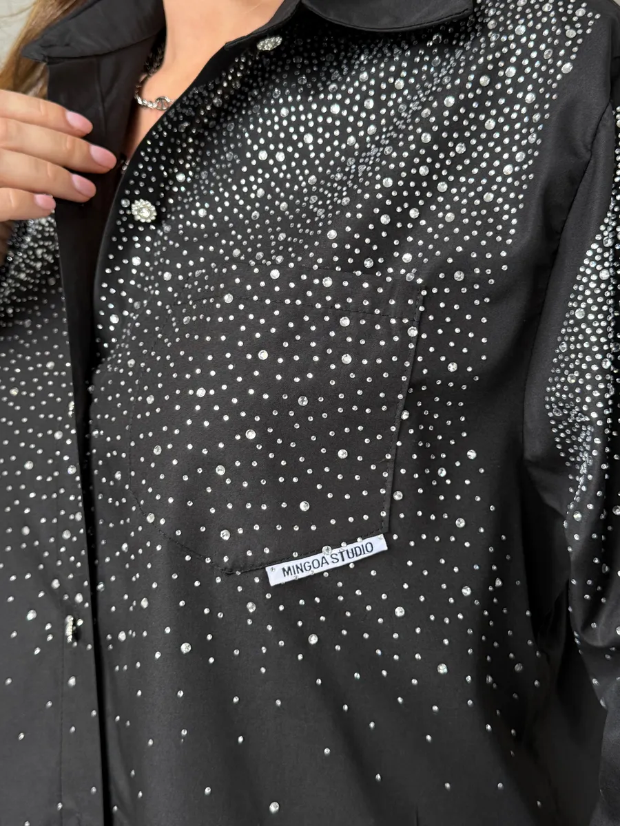 Черная нарядная рубашка оверсайз