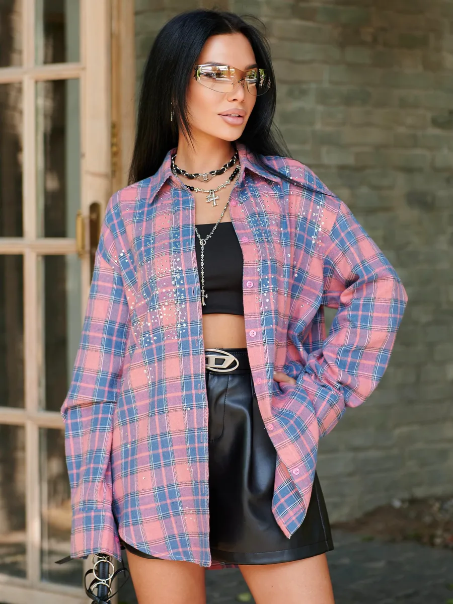 Розовая рубашка в клетку оверсайз