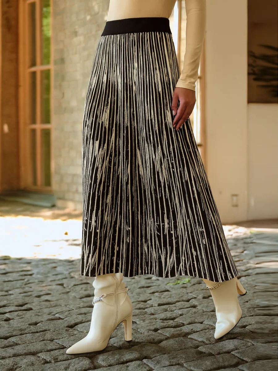 Черная юбка миди трикотажная теплая