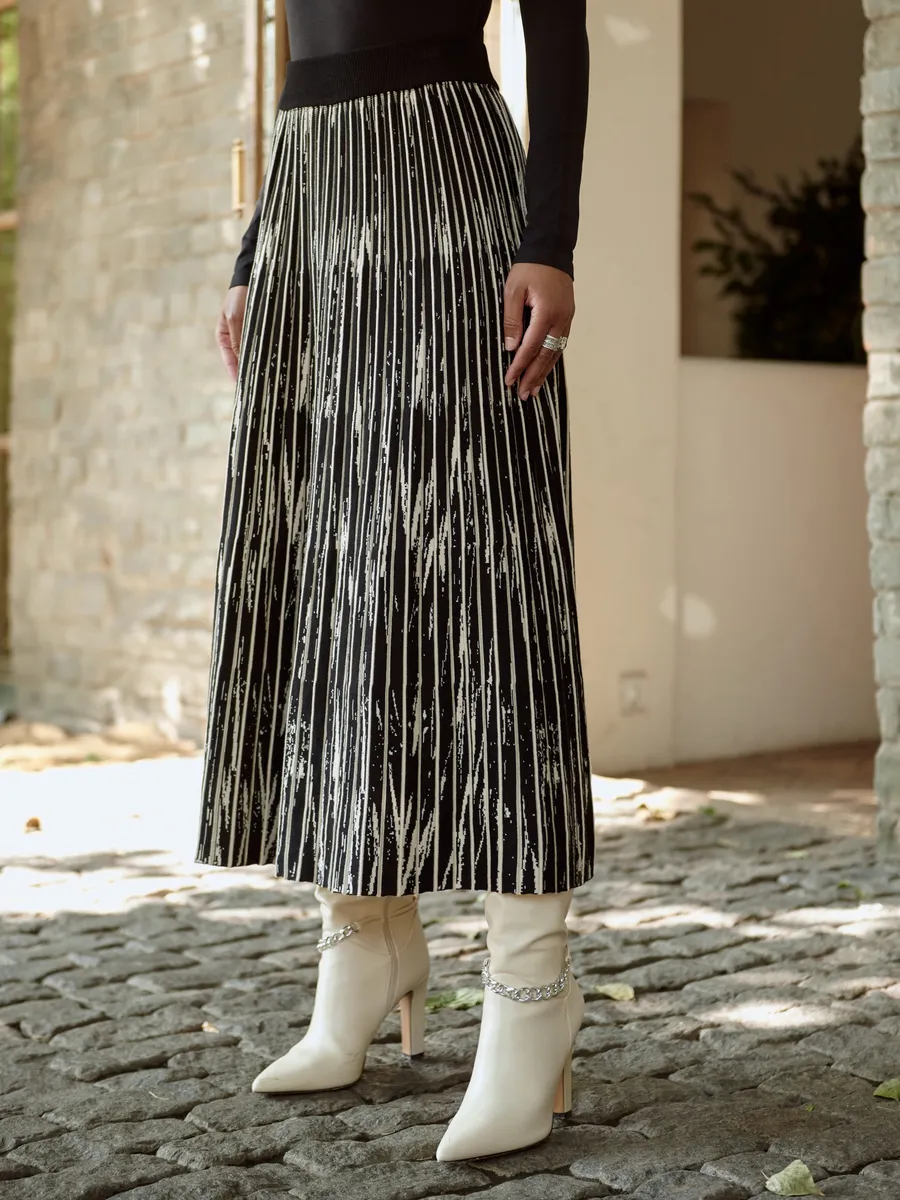 Черная юбка миди трикотажная теплая