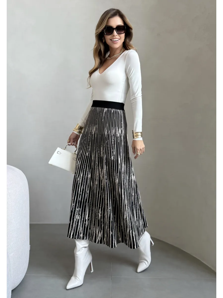 Черная юбка миди трикотажная теплая