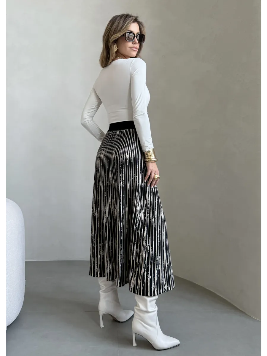 Черная юбка миди трикотажная теплая