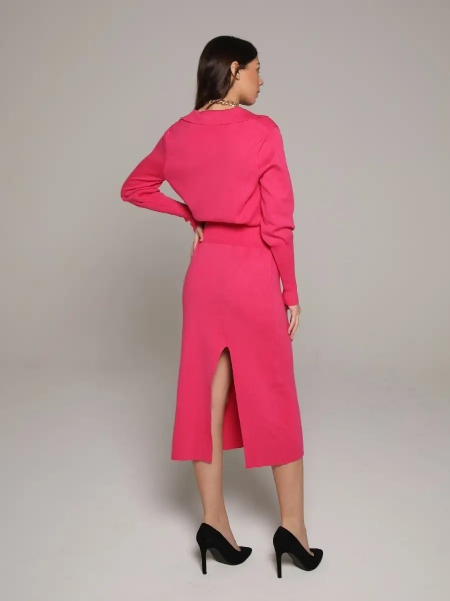 Фуксия костюм женский юбочный юбка миди и джемпер кофта