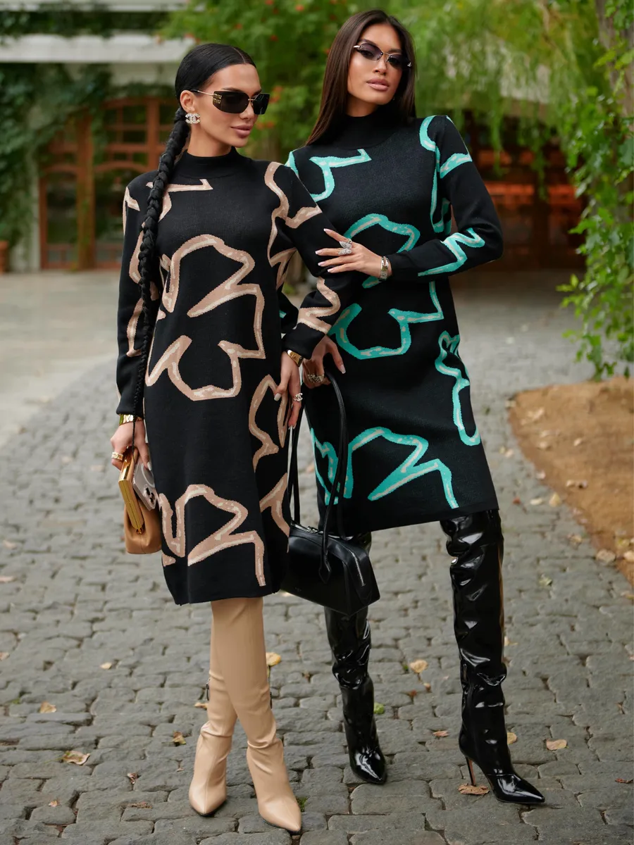 Бирюзовое платье теплое трикотажное мини