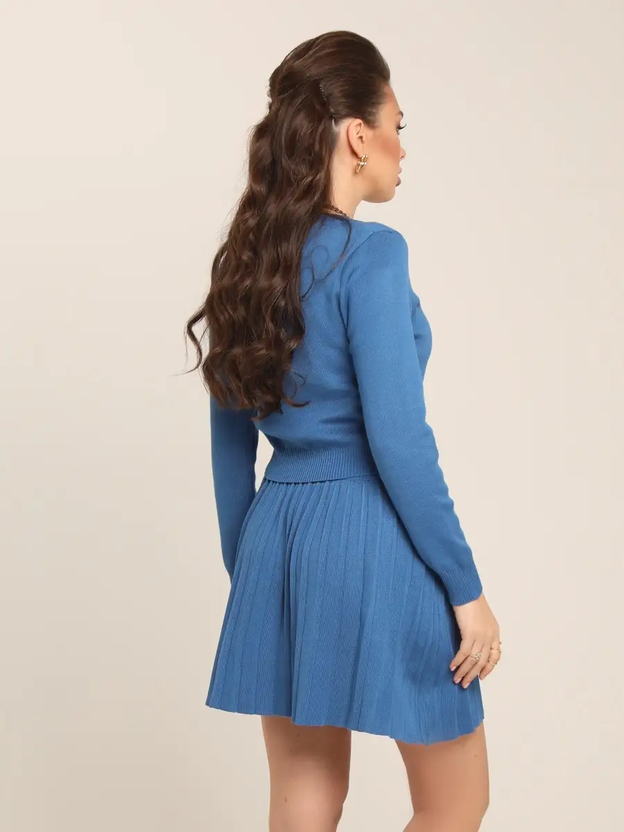 Синий костюм