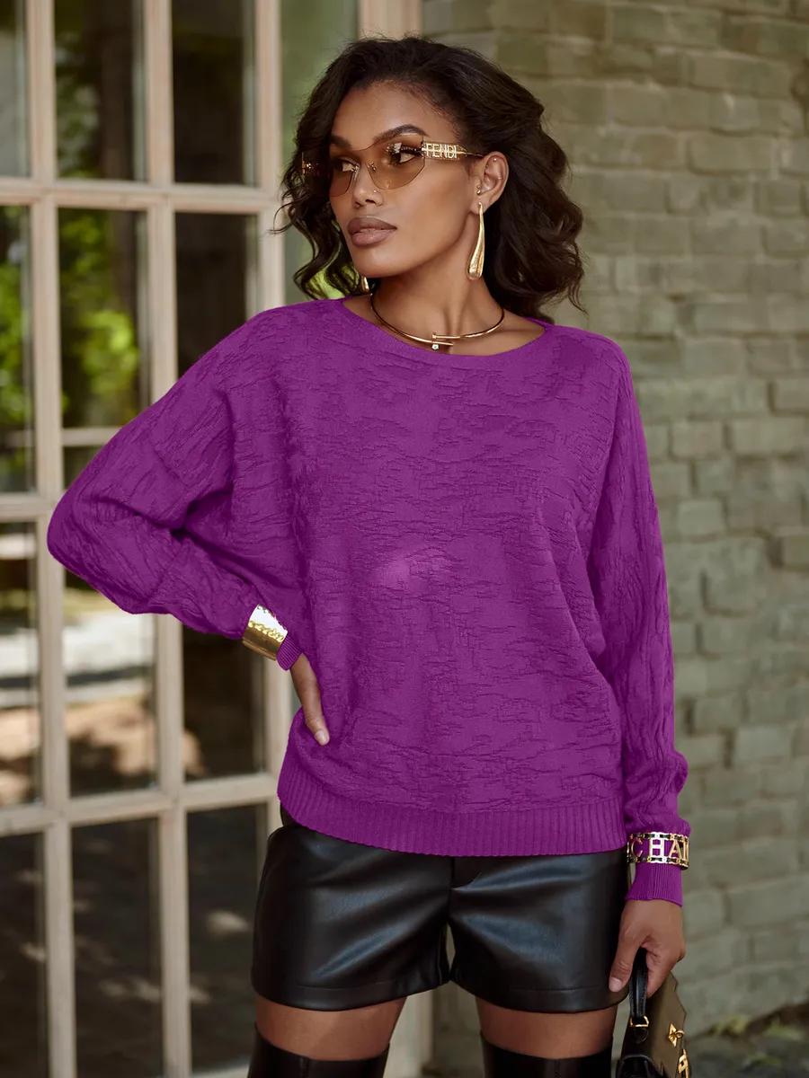 Фиолетовая кофта оверсайз с узорами