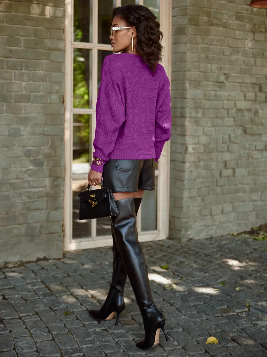 Фиолетовая кофта оверсайз с узорами