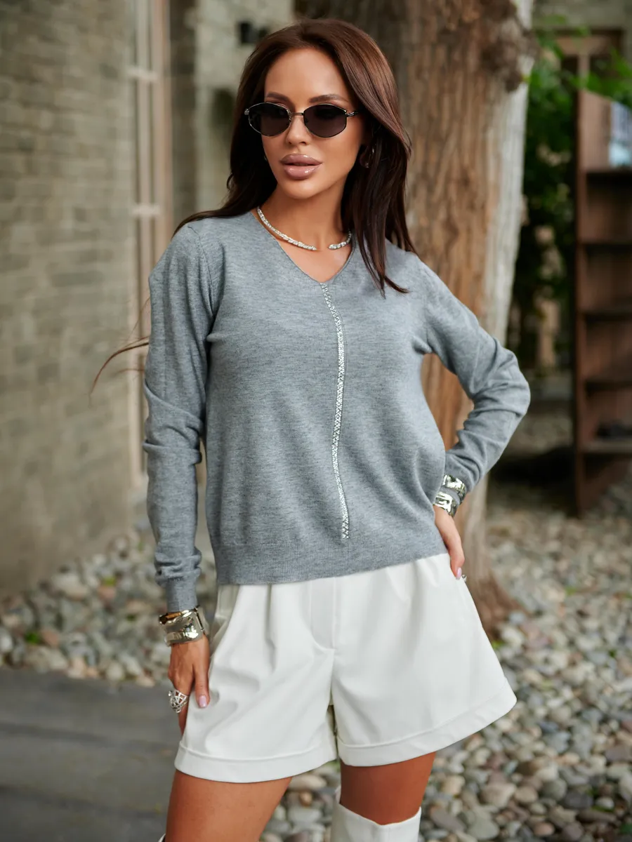 Серая кофта нарядная трикотажная