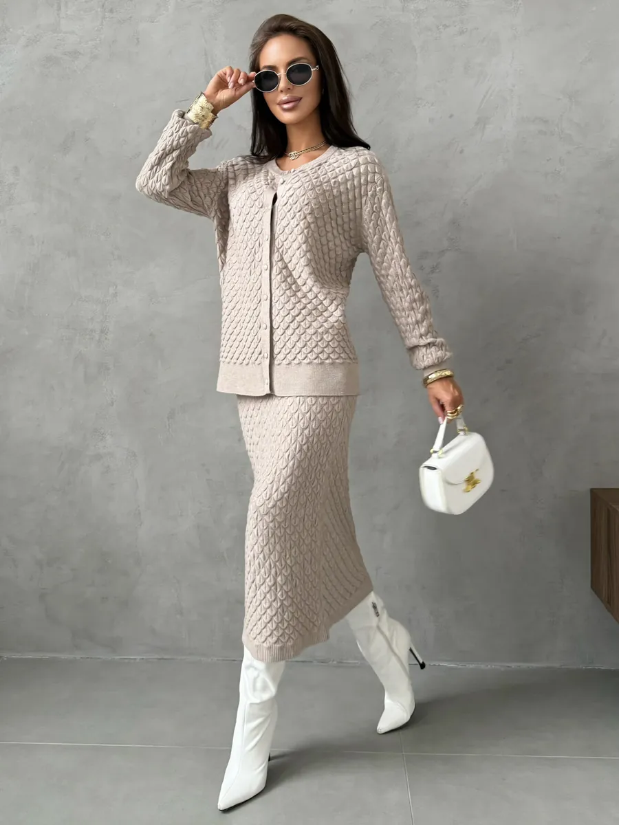 Капучино теплый костюм осенний с юбкой трикотажный