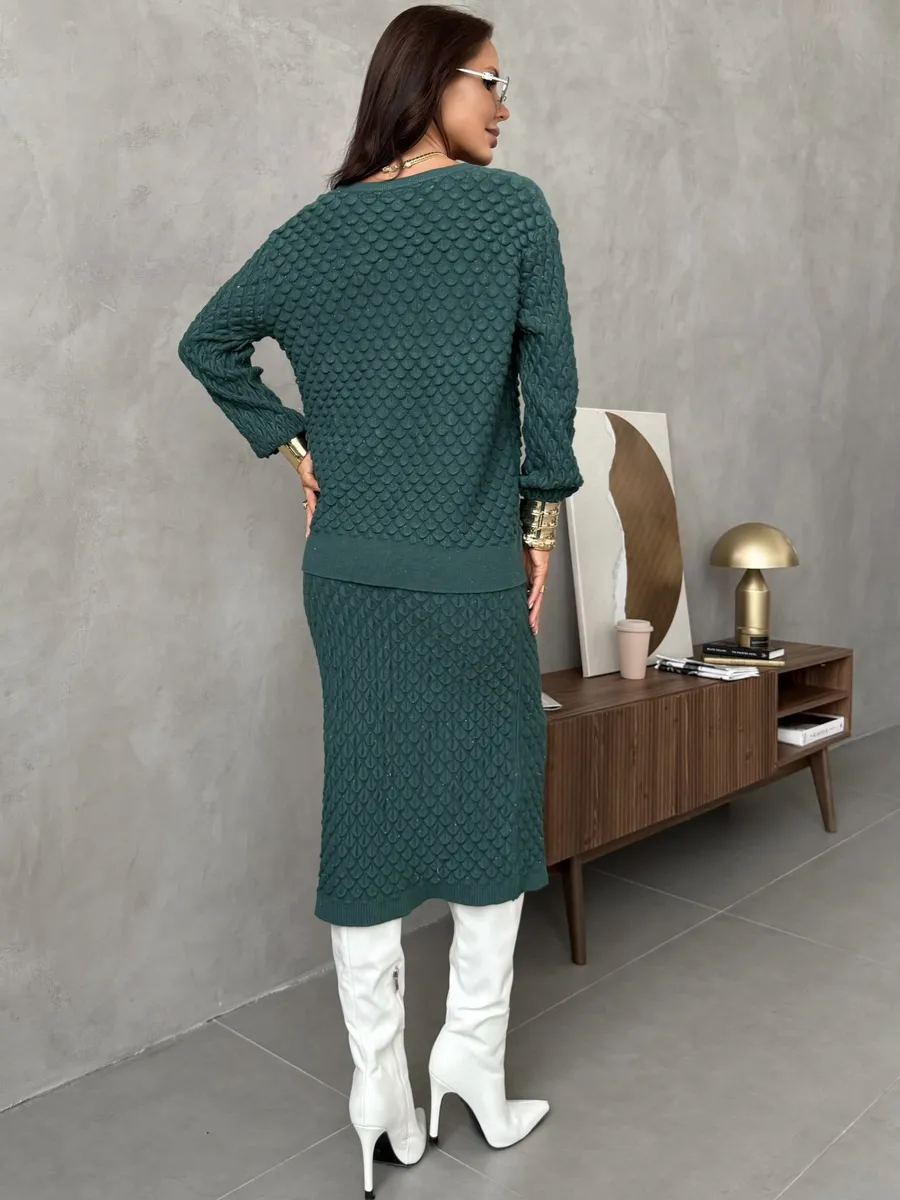 Зеленый теплый костюм осенний с юбкой трикотажный