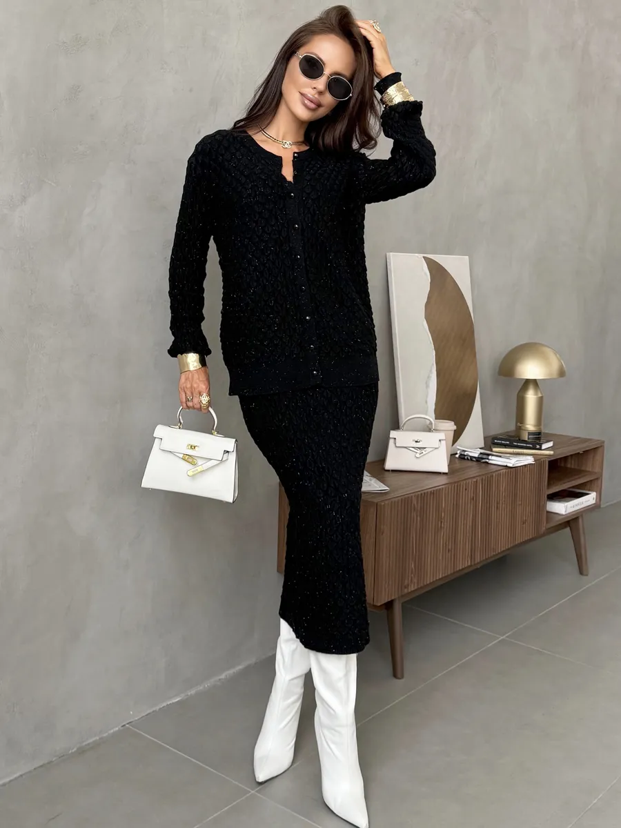 Черный теплый костюм осенний с юбкой трикотажный