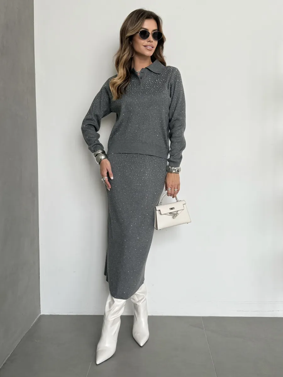 Костюм с юбкой теплый нарядный трикотажный