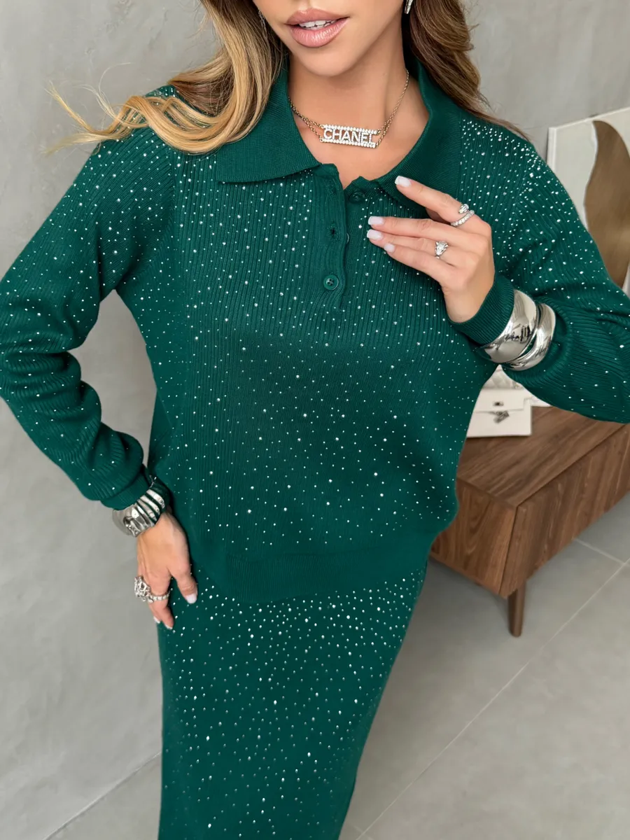 Зеленый костюм с юбкой теплый нарядный трикотажный