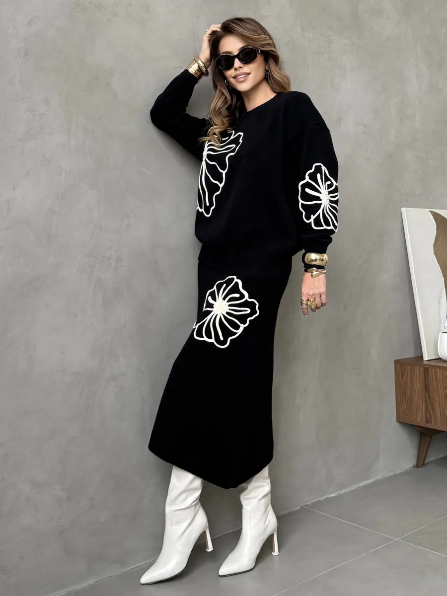 Черный теплый костюм с юбкой осенний трикотажный