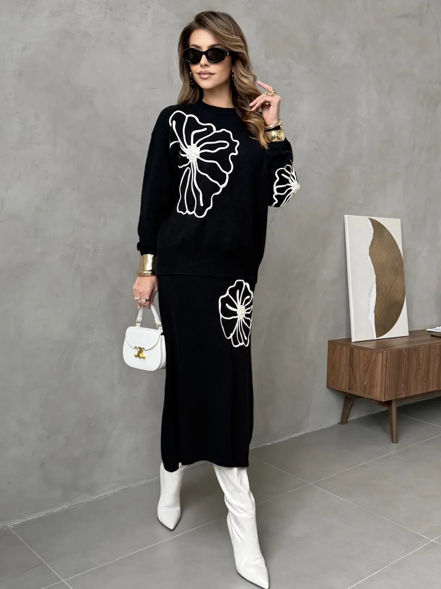 Теплый костюм с юбкой осенний трикотажный