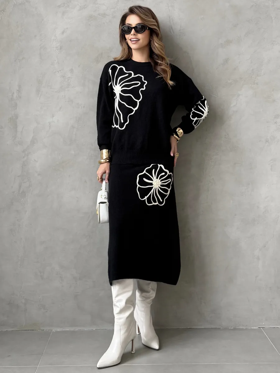 Черный теплый костюм с юбкой осенний трикотажный