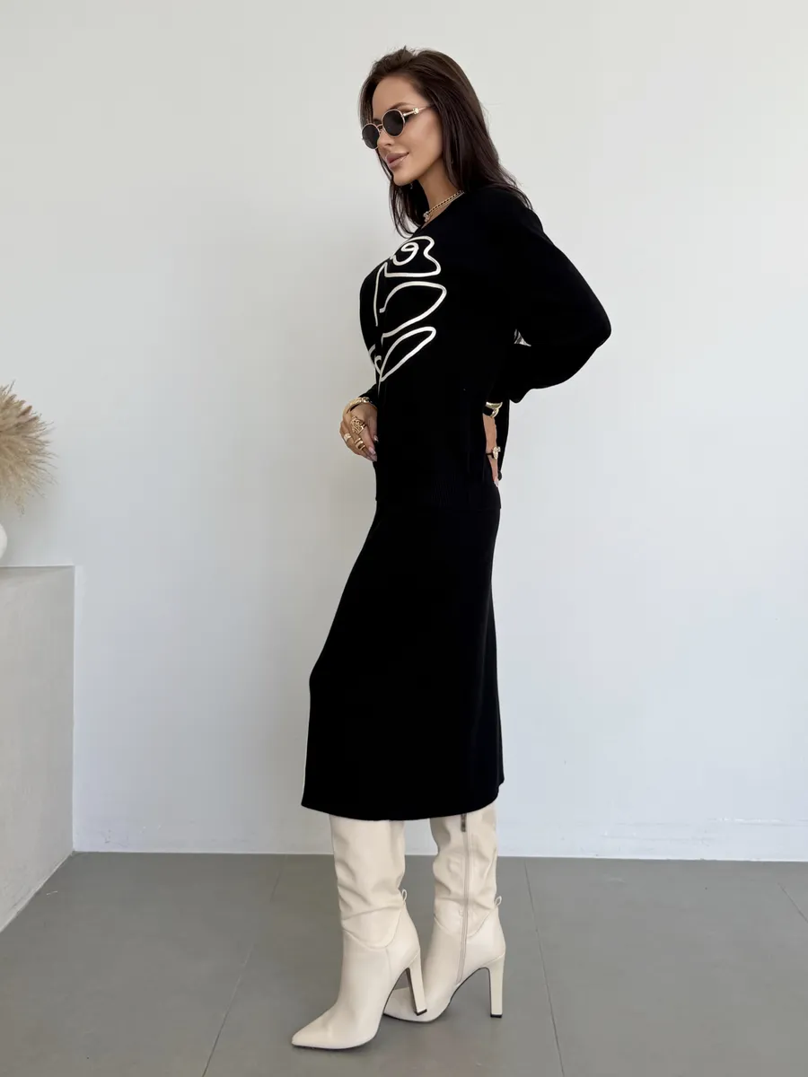 Черный теплый костюм с юбкой осенний трикотажный