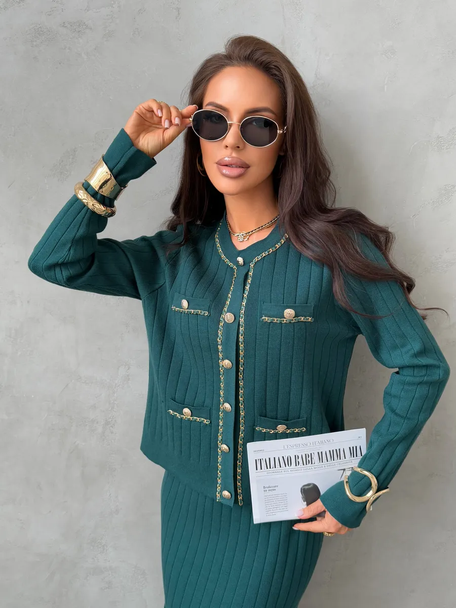 Теплый костюм с юбкой осенний трикотажный