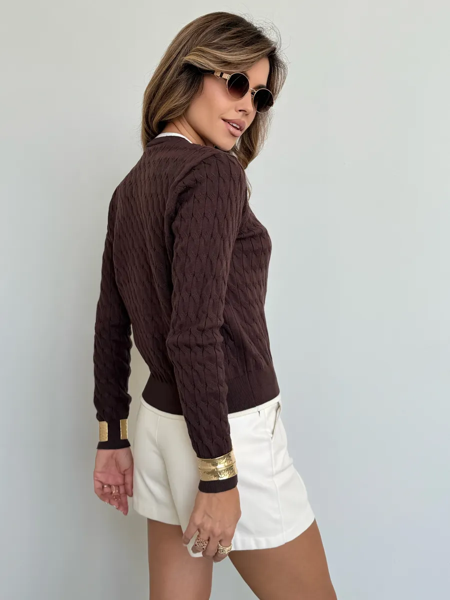 Коричневая кофта теплая на пуговицах нарядная