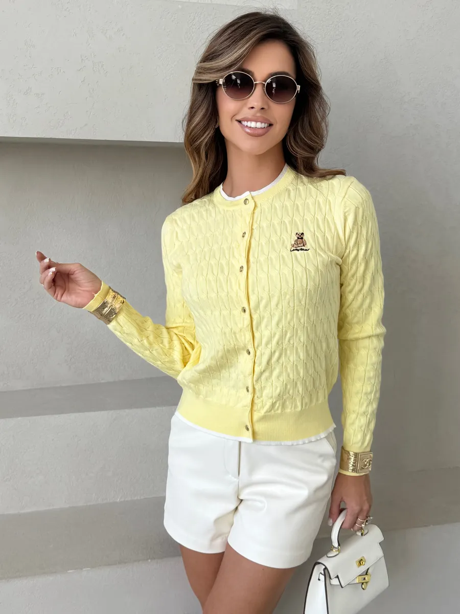 Кофта теплая на пуговицах нарядная