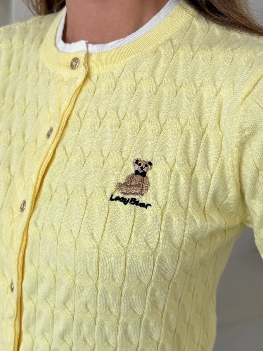 Желтая кофта теплая на пуговицах нарядная