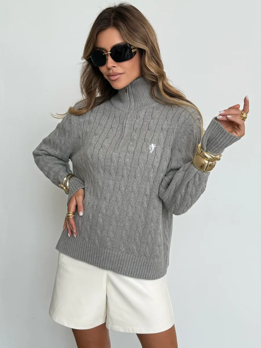 Серая кофта теплая нарядная трикотажная