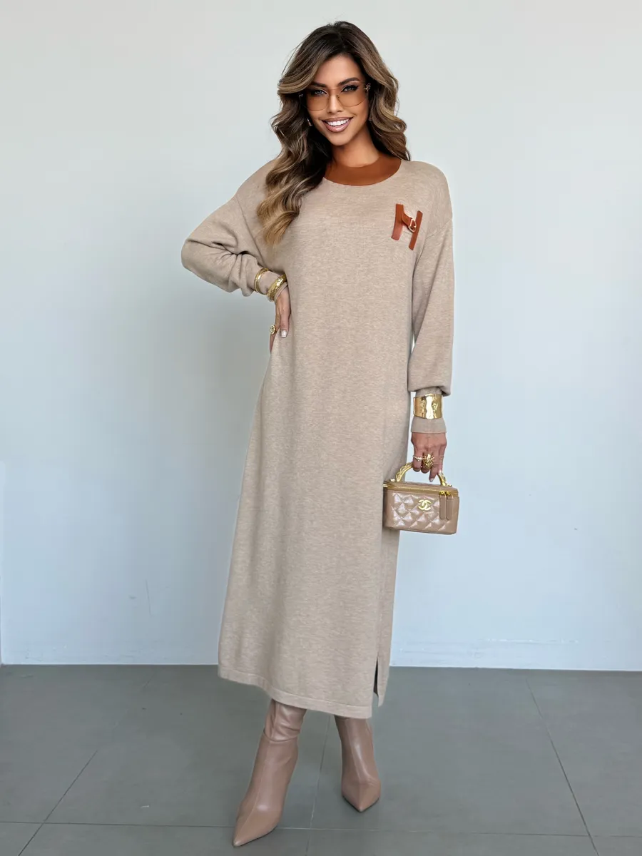 Бежевое платье осеннее теплое трикотажное