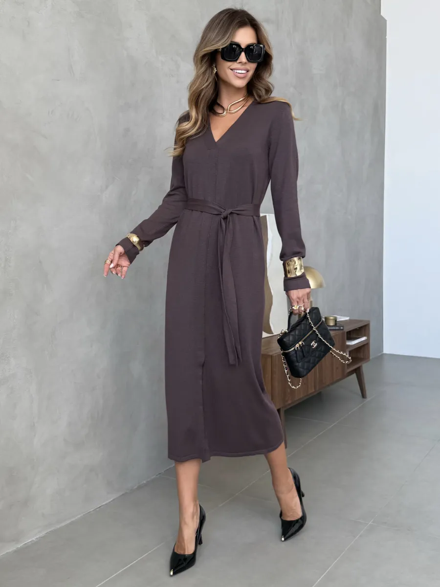 Коричневое платье осеннее трикотажное