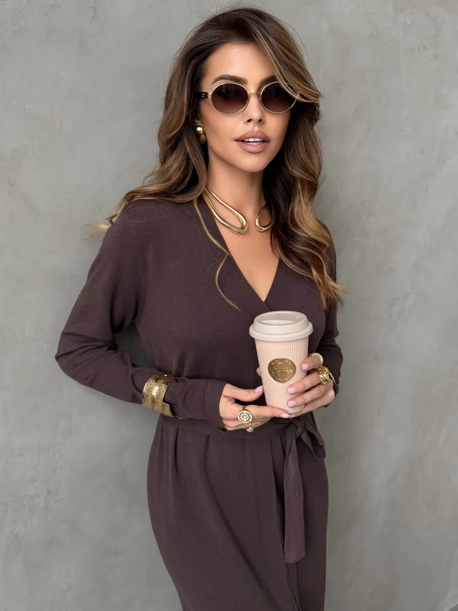 Коричневое платье осеннее трикотажное