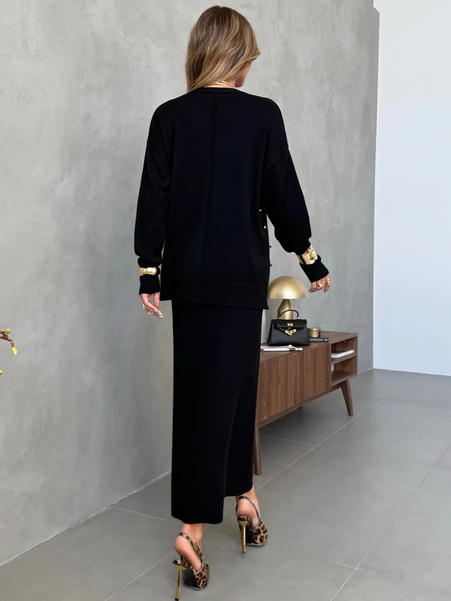 Черный костюм с юбкой теплый трикотажный