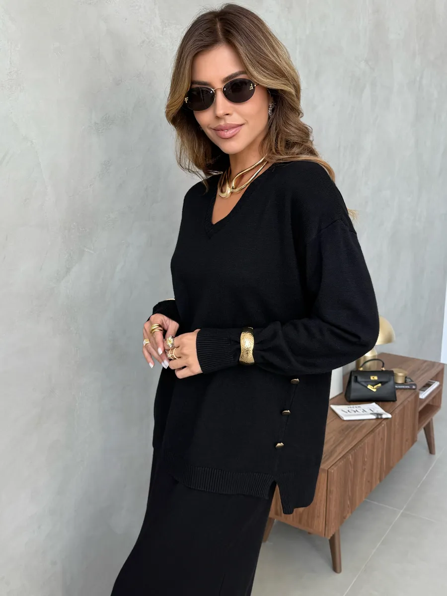 Черный костюм с юбкой теплый трикотажный