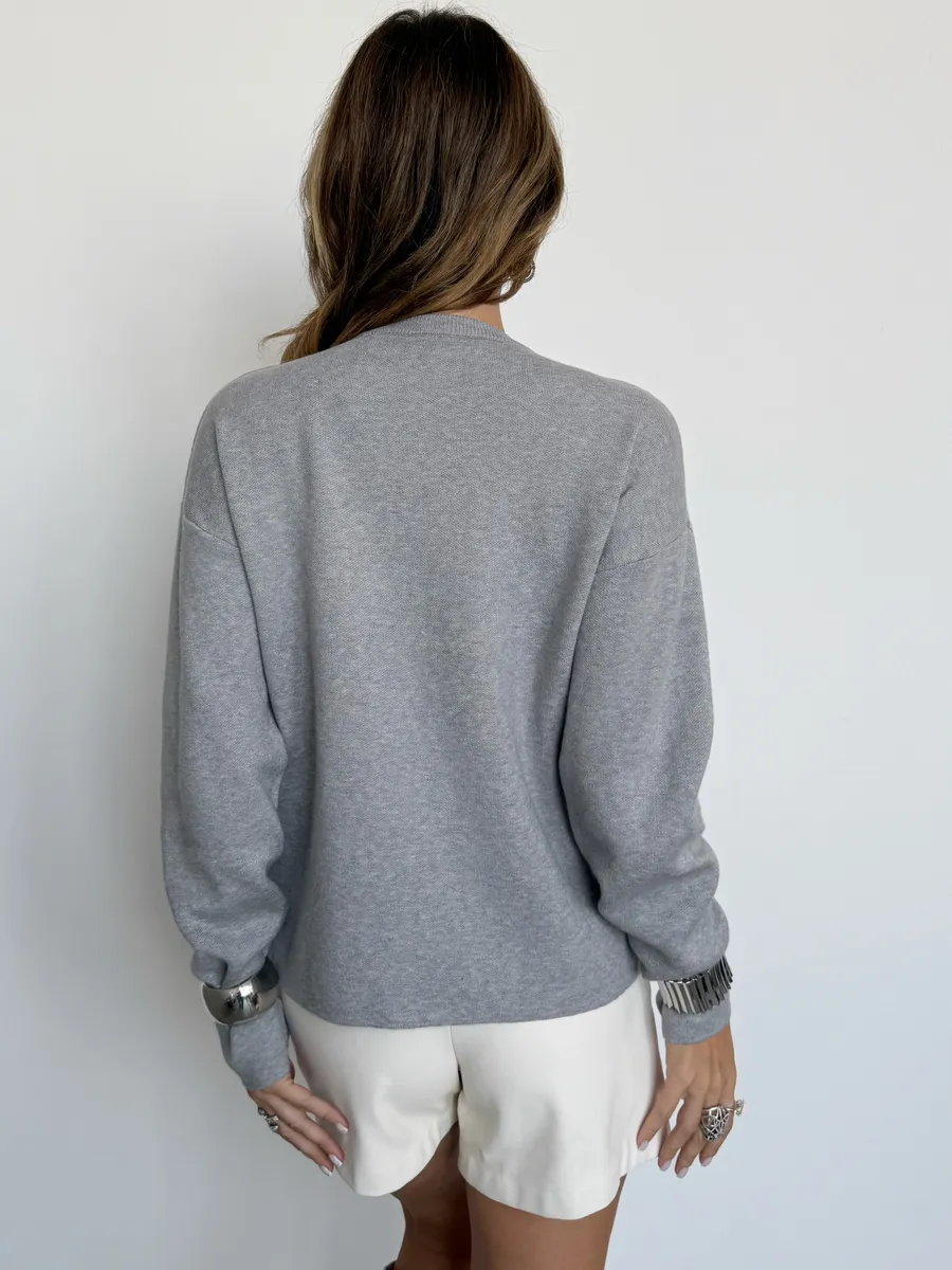 Серая кофта нарядная оверсайз осень