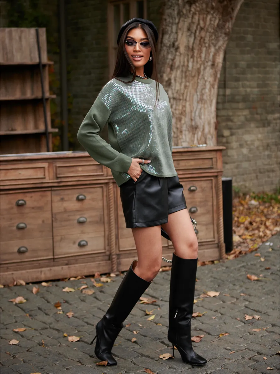 Зеленая кофта нарядная оверсайз осень