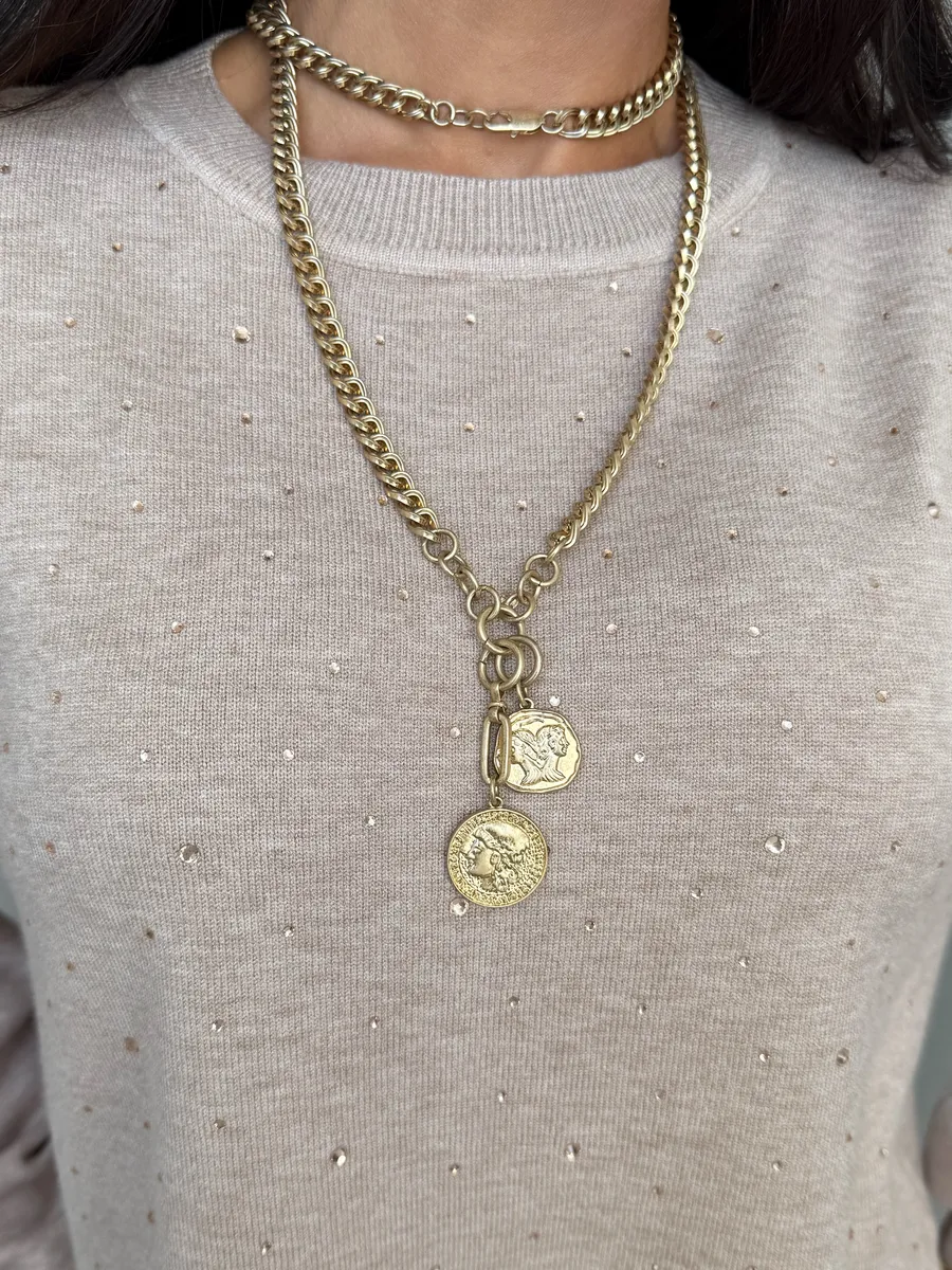 Бежевая кофта теплая нарядная