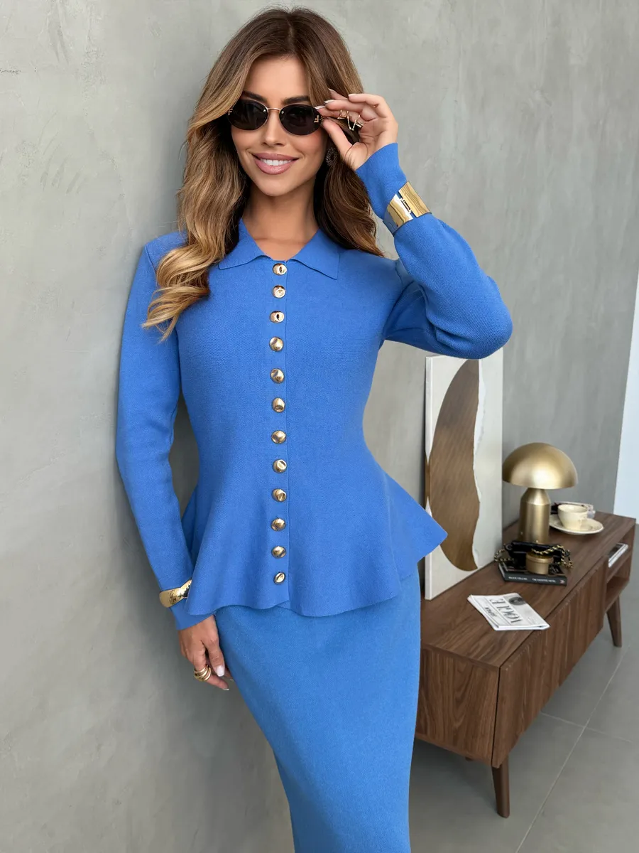 Костюм с юбкой теплый трикотажный