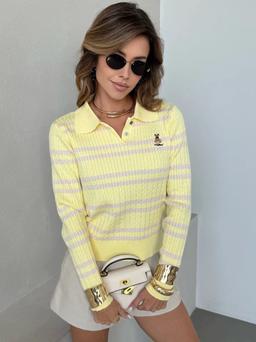 Желтая кофта теплая нарядная в полоску