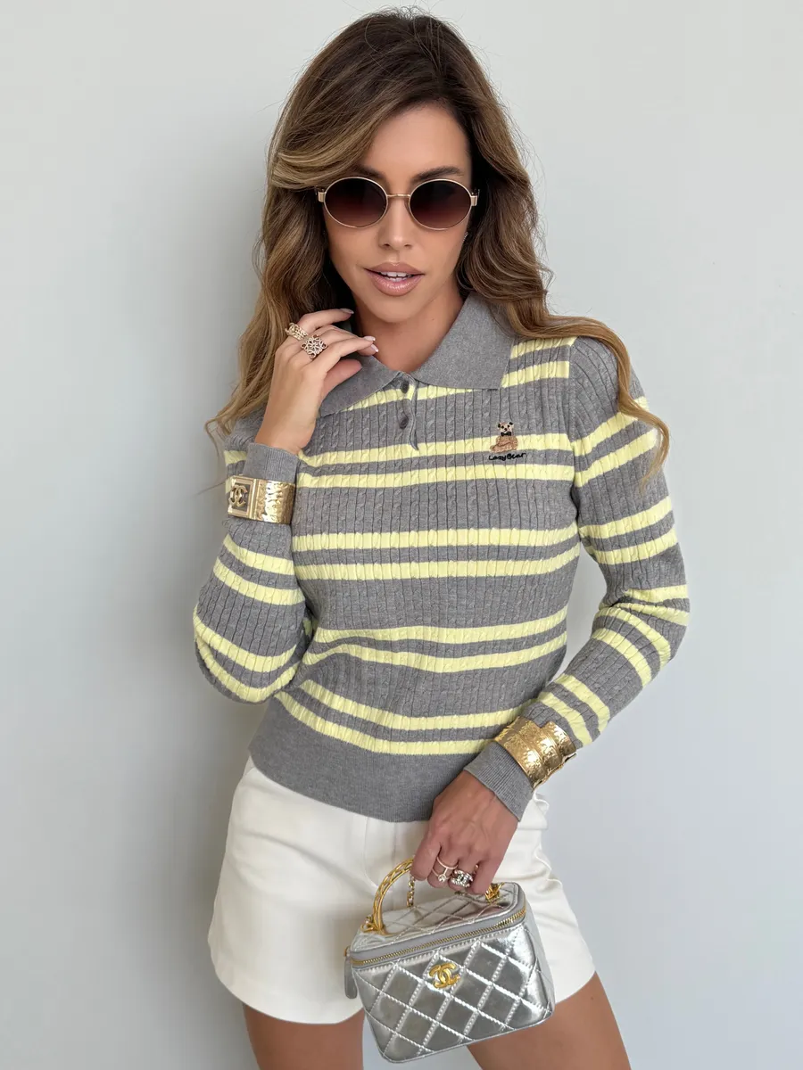 Серая кофта теплая нарядная в полоску