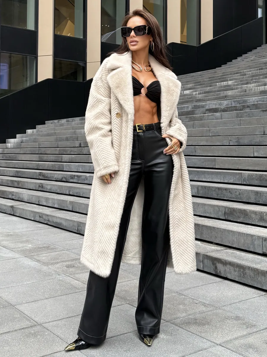 Молочная шуба искусственная