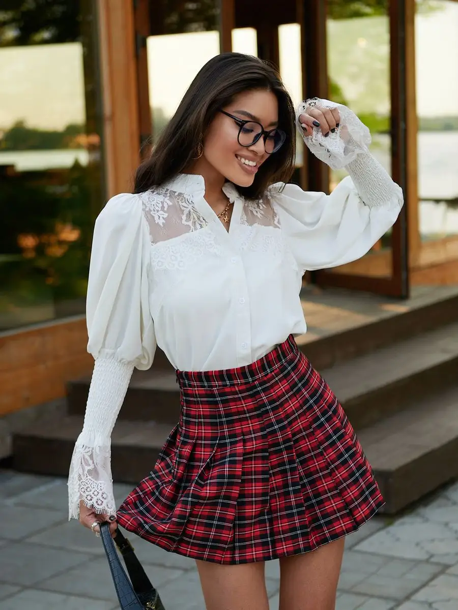 Красная юбка короткая теннисная в складку