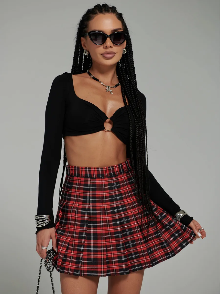 Красная юбка короткая теннисная в складку