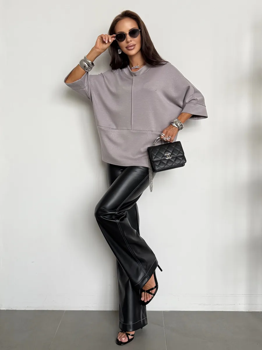 Серая кофта нарядная