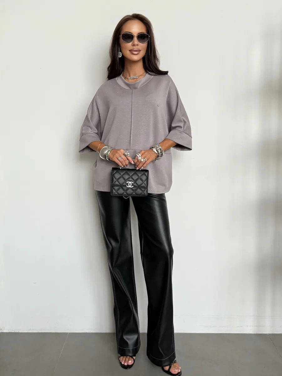 Серая кофта нарядная