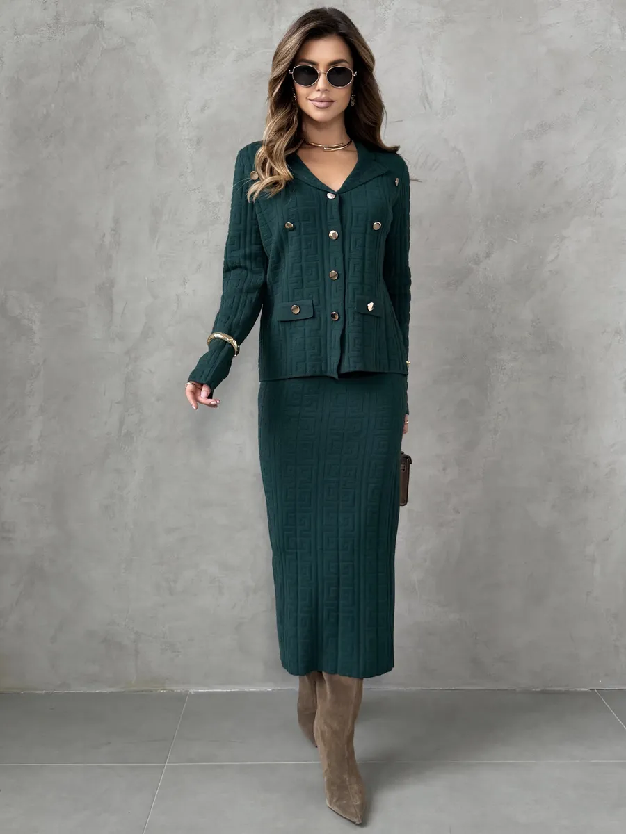 Зеленый теплый костюм с юбкой осенний трикотажный