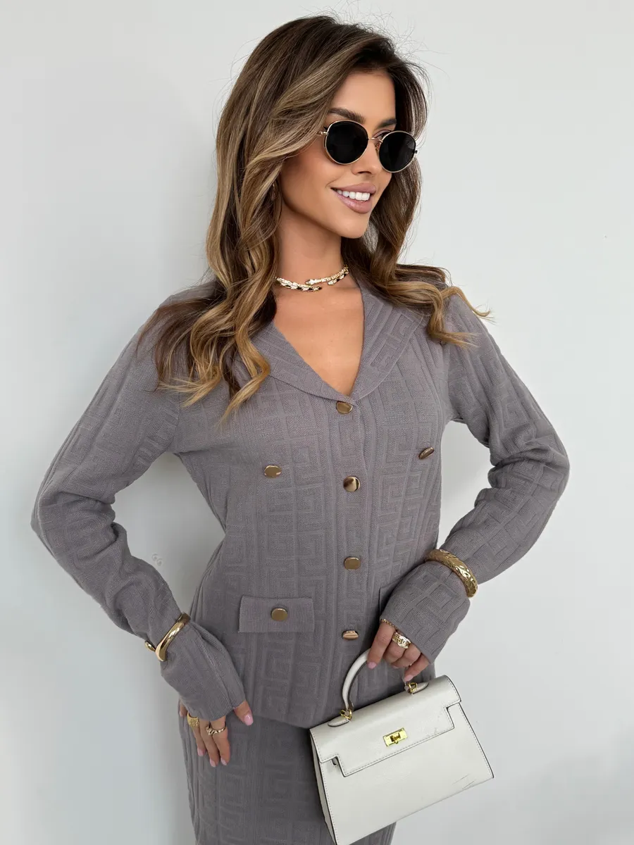 Теплый костюм с юбкой осенний трикотажный