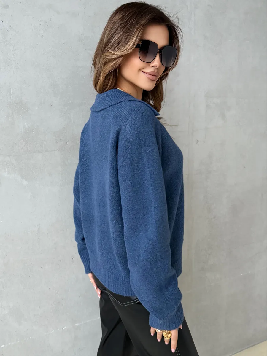 Синяя кофта теплая трикотажная